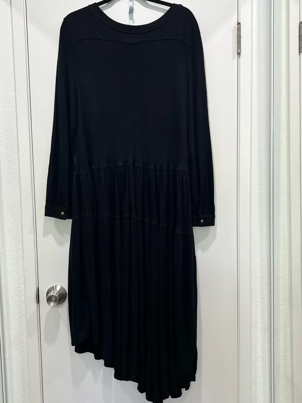 Free People Beach ✨NWT✨Black Long Sleeve Asymmetric Tiered Dress